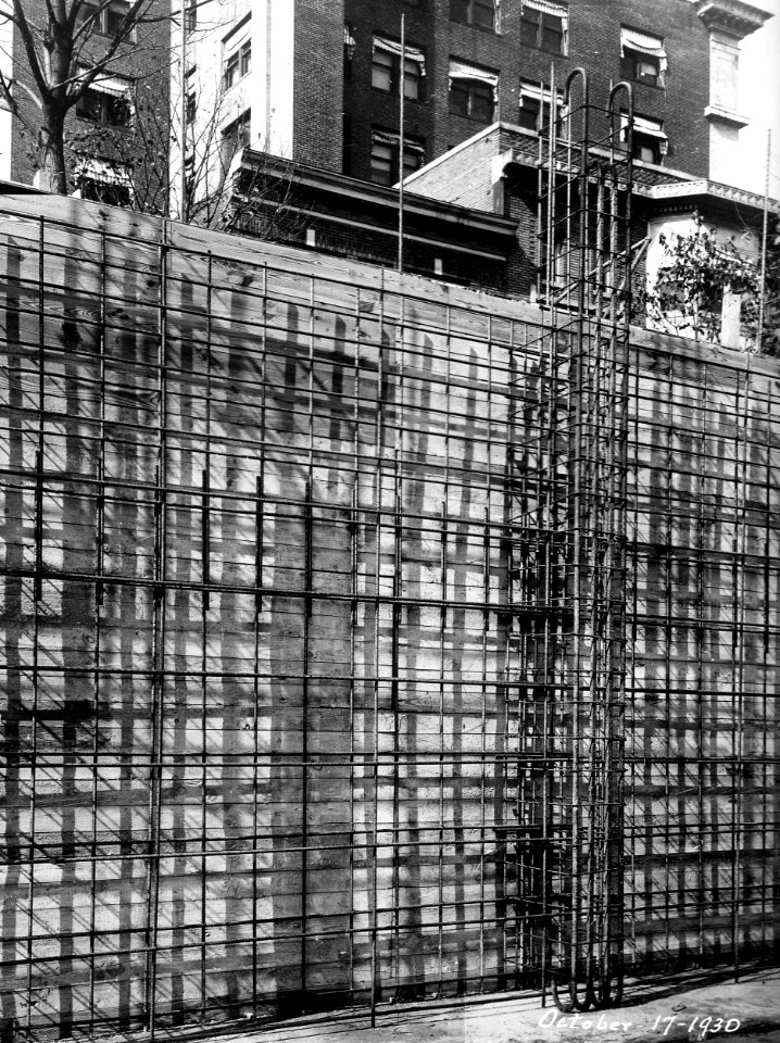 1930 (Oct 17) South Bldg West showing reinforcing Steel USDA Construction Photo Collection (1)