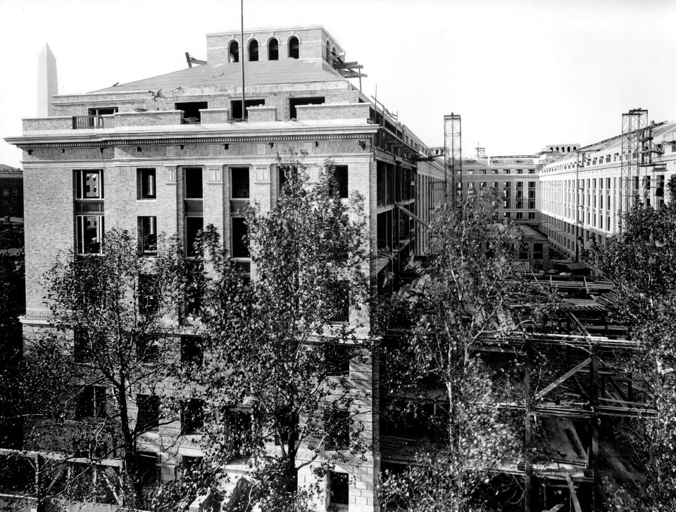 1931 (Sep 1) South Bldg Construction of Court 6 looking NE USDA Construction Photo Collection (1)