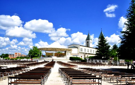 Saint James Church (St. Jakov) Medjugorje - Hotel Pansion Porta - Bosnia Herzegovina - Creative Commons by gnuckx