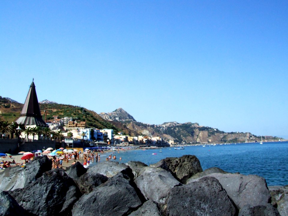 Giardini Naxos-Messina-Sicilia-Italy - Creative Commons by gnuckx