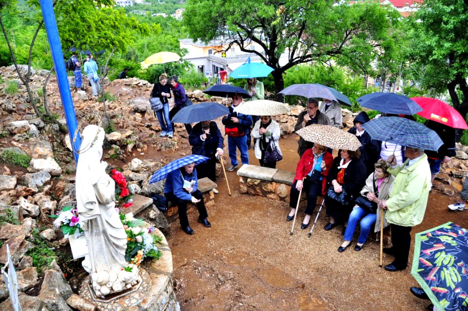 Blue Cross Apparition Site - Medjugorje - Hotel Pansion Porta - Bosnia Herzegovina - Creative Commons by gnuckx - Podbrdo