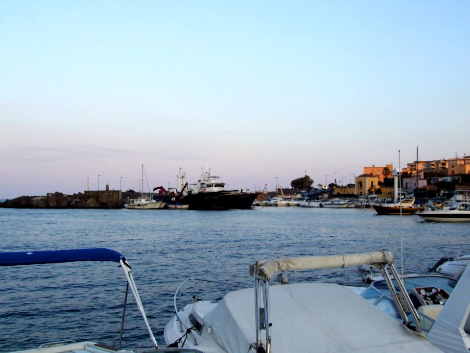Porto Ulisse-Ognina-Catania-Sicilia-Italy - Creative Commons by gnuckx