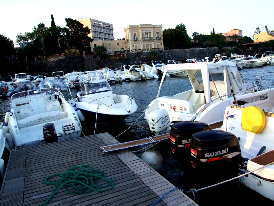 Porto Ulisse Ognina Catania Sicilia-Italy - Creative Commons by gnuckx