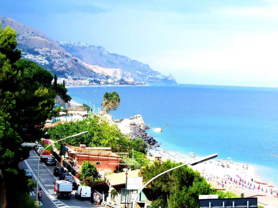 Taormina-Sicilia-Italy - Creative Commons by gnuckx