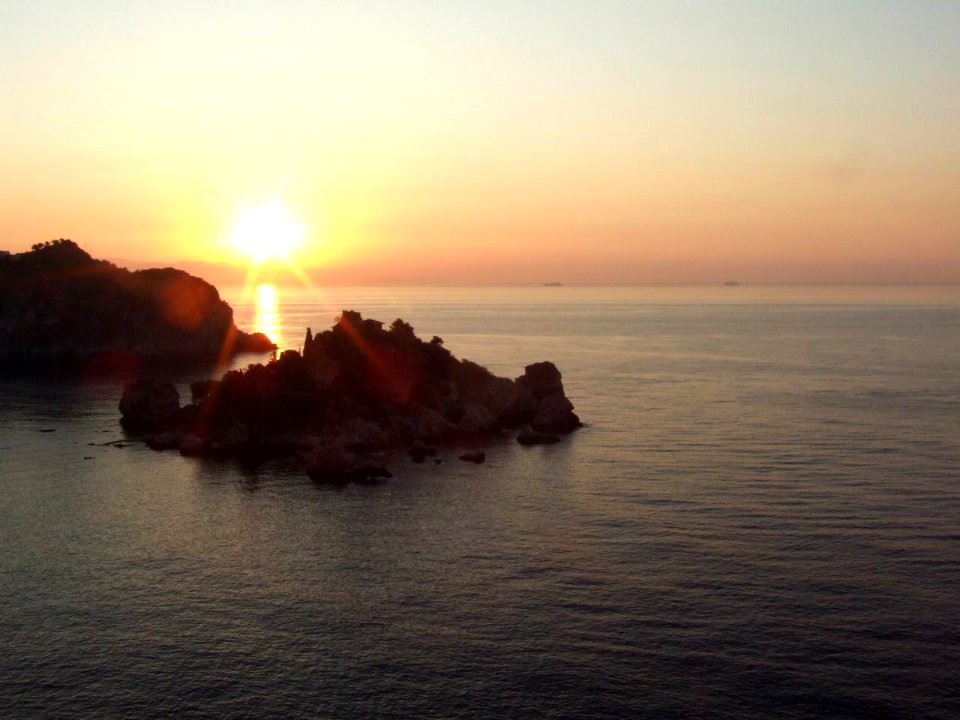DSCF7837-Dawn Sunset-Isola Bella-Taormina-Sicilia-Italy-gnuckx CC0 HQ