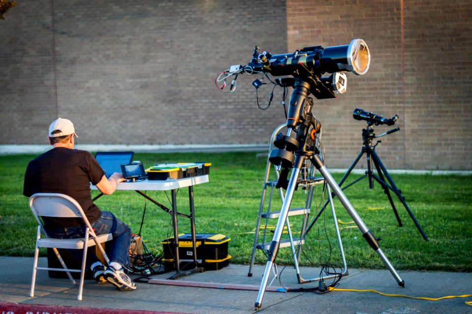 Amateur astronomer