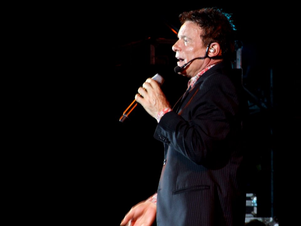Massimo Ranieri Concert 2009 Taormina-Sicilia-Italy - Creative Commons by gnuckx