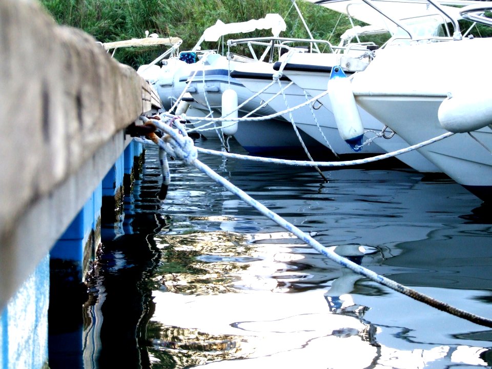 Porto Ulisse-Ognina-Catania-Sicilia-Italy - Creative Commons by gnuckx