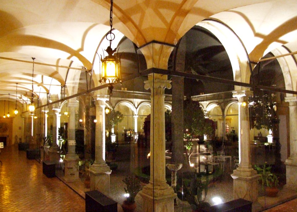 Hotel San Domenico-Taormina-Sicilia-Italy - Creative Commons by gnuckx