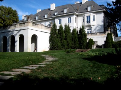 Lilly House