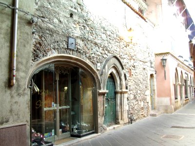 Taormina-Sicilia-Italy - Creative Commons by gnuckx
