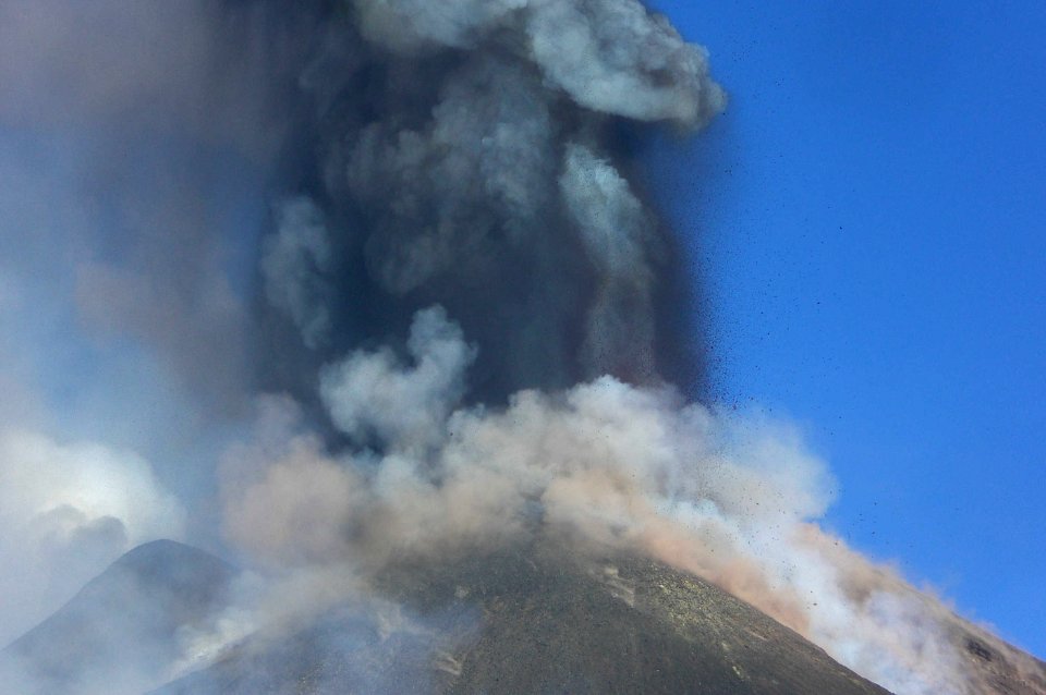 Etna Volcano Paroxysmal Eruption October 26 2013 - Creative Commons by gnuckx