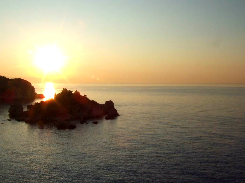 DSCF7964-Dawn Sunset-Isola Bella-Taormina-Sicilia-Italy-gnuckx CC0 HQ