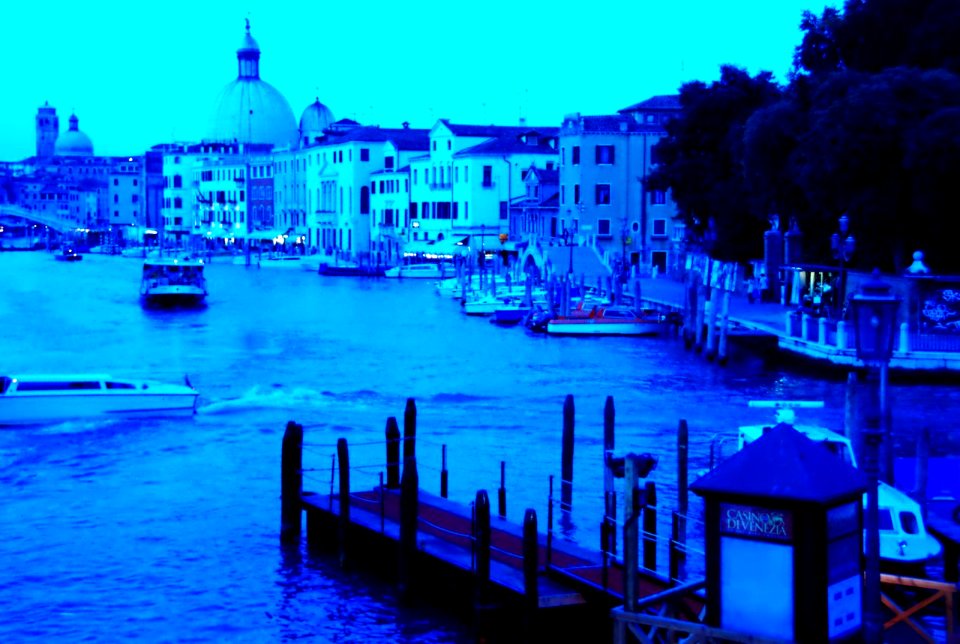 Venice at Night Italy - Venezia italia - Creative Commons by gnuckx