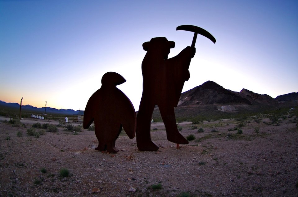 silhouettes of wtf?