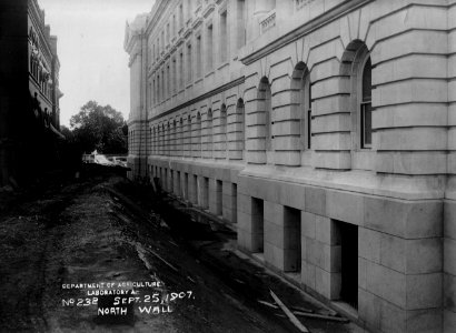 1907 (Sep 25) Lab A North Wall USDA Construction Photo Collection (1)
