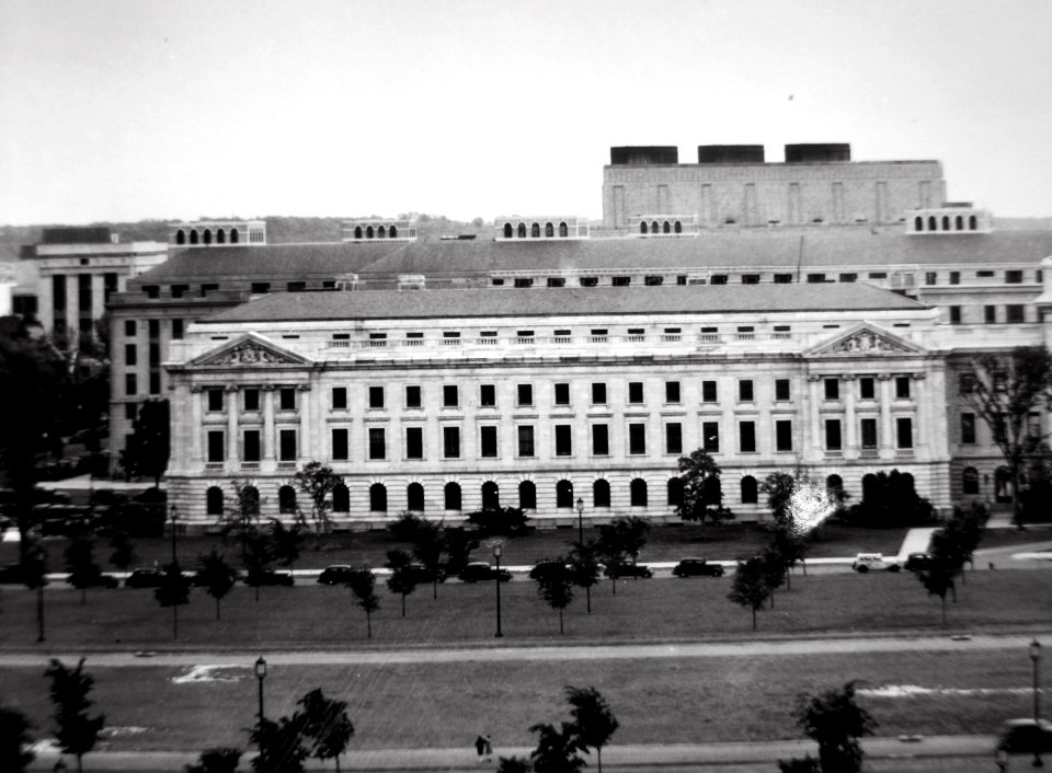 1931 (ca) Completed Admin Bldg and Wings MS Collection 182 USDA History Collection NAL (21)