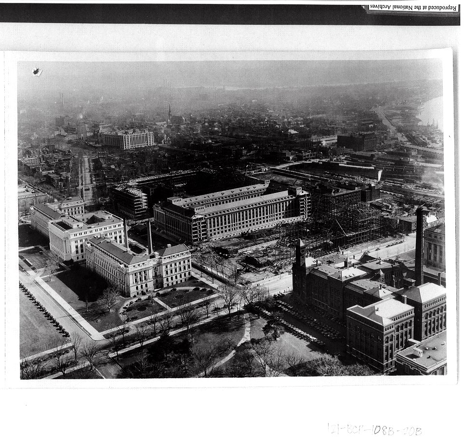 1933 (Feb 1) USDA Building Looking SE RG 121 NARAII