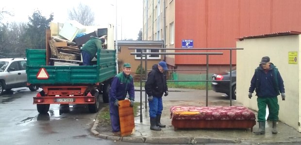 Odbiór odpadów gabarytowych w 60-tysięcznym Tomszowie Mazowieckim, w województwie łódzkim photo