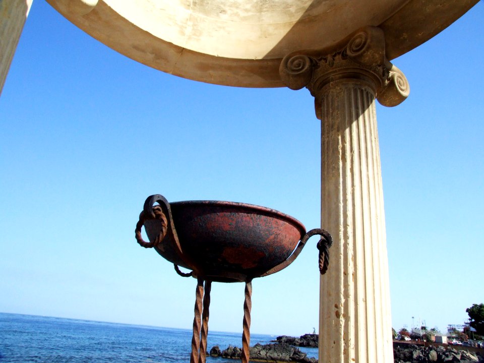 Giardini Naxos-Messina-Sicilia-Italy - Creative Commons by gnuckx