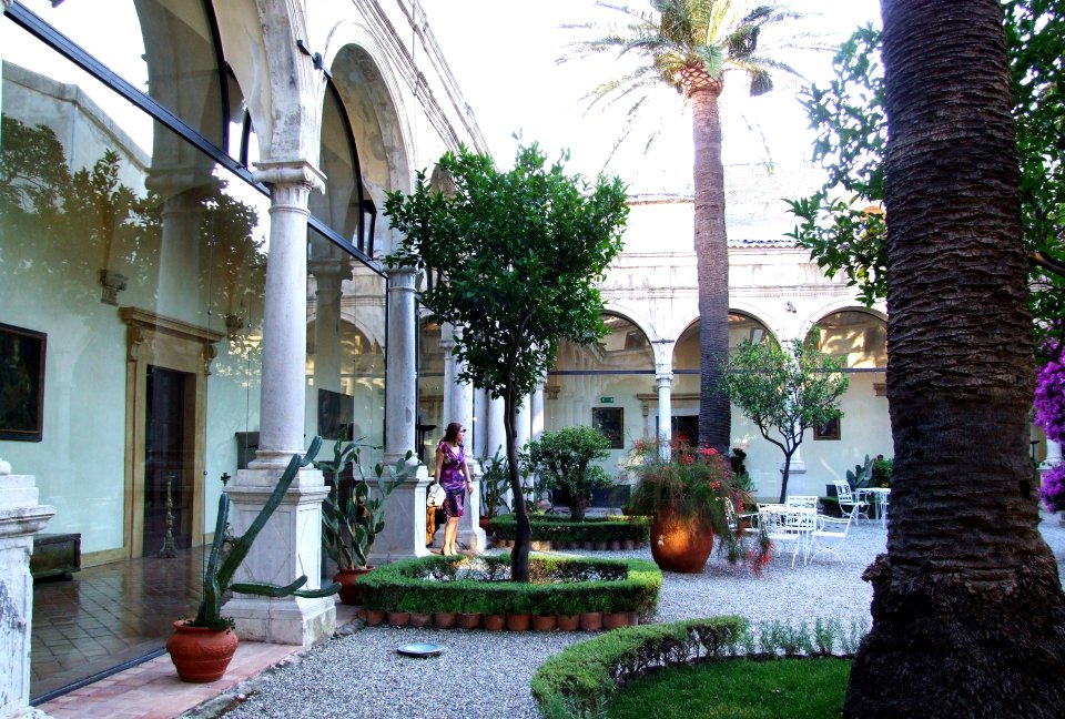 Hotel San Domenico-Taormina-Sicilia-Italy - Creative Commons by gnuckx