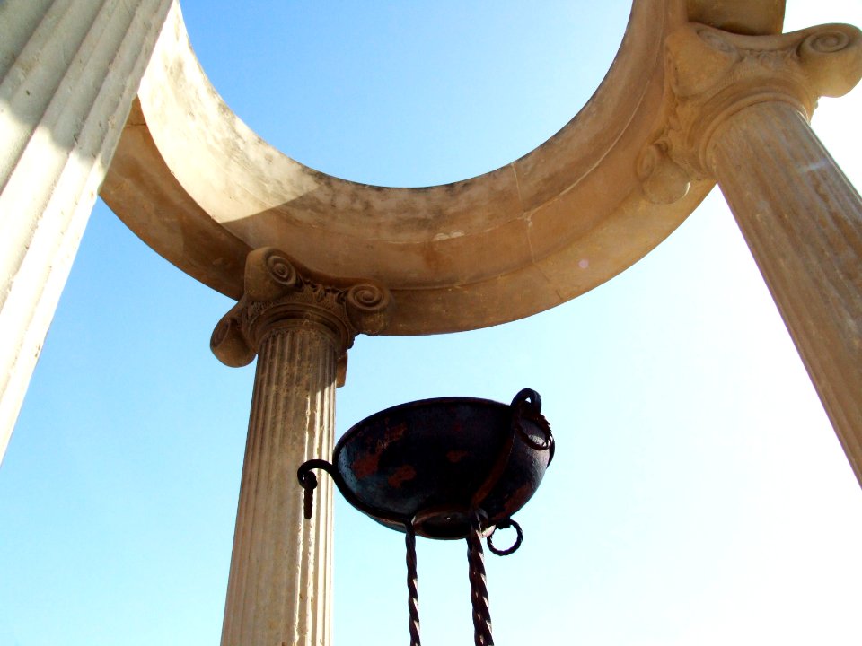 Giardini Naxos-Messina-Sicilia-Italy - Creative Commons by gnuckx