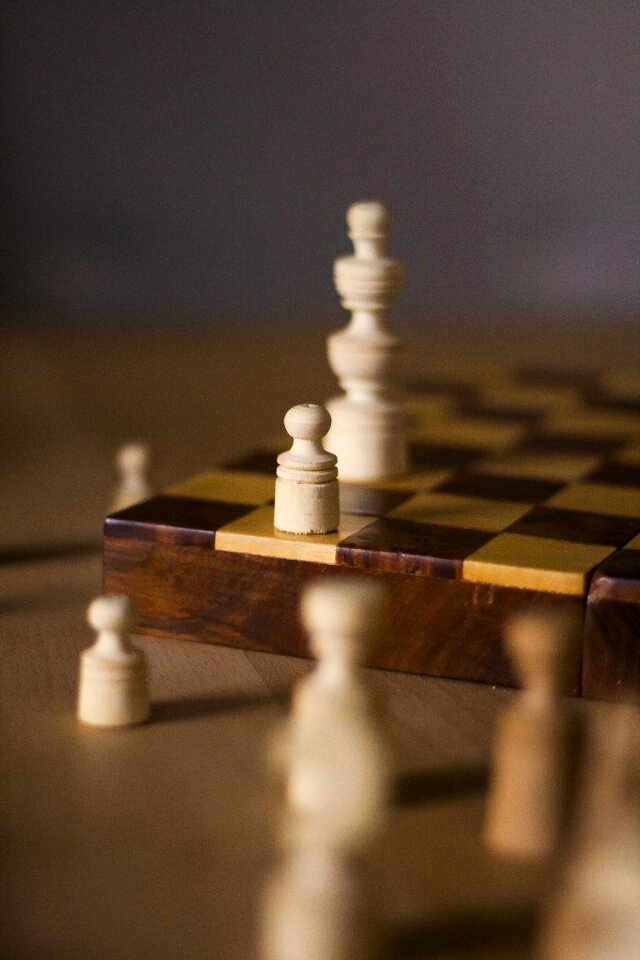 Game strategy figures