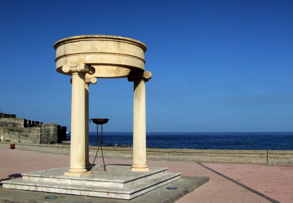 Giardini Naxos-Messina-Sicilia-Italy - Creative Commons by gnuckx