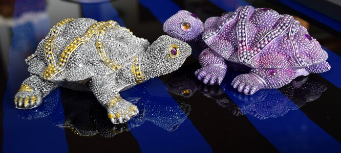 Jewellery ornament toys