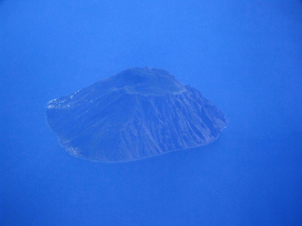 Isola Alicudi-Sicilia-Italy - Creative Commons by gnuckx