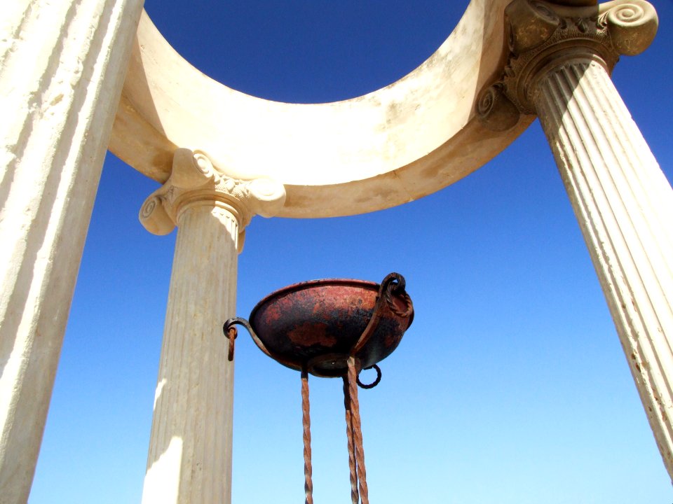 Giardini Naxos-Messina-Sicilia-Italy - Creative Commons by gnuckx