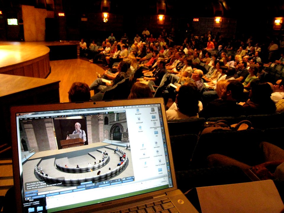 Henry Jenkins Rocks the House in RL/SL