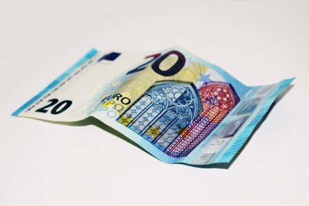 Europe bill finance photo