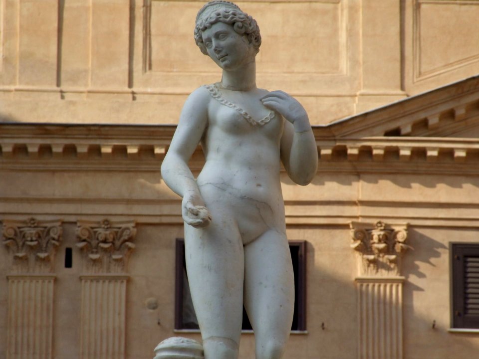 DSCF1589-Fontana della Vergogna-Palermo-Sicily-Italy-Castielli CC0-HQ