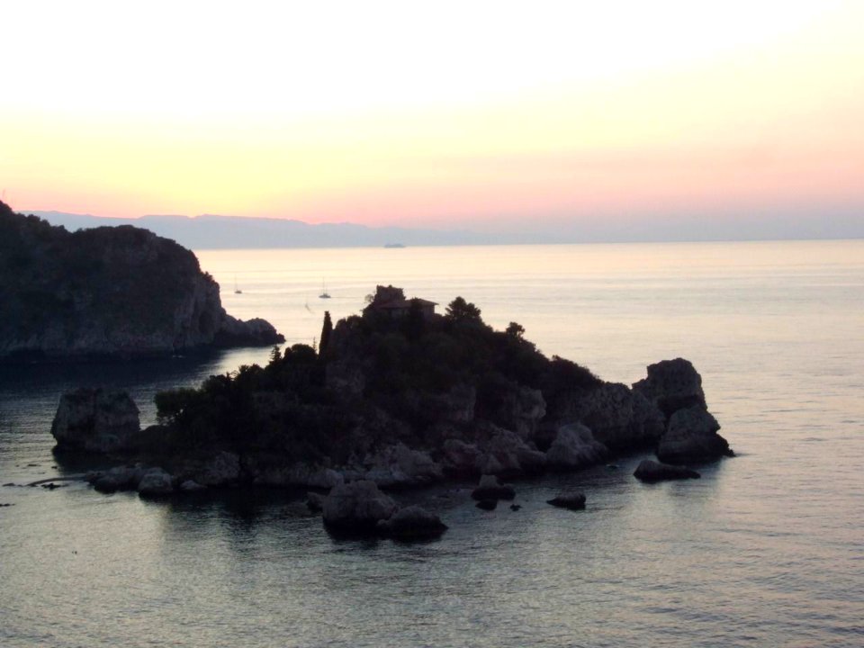 DSCF7753-Dawn Sunset-Isola Bella-Taormina-Sicilia-Italy-gnuckx CC0 HQ