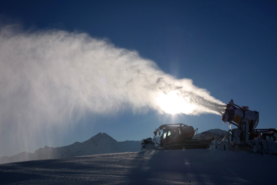 Snow guns artificial snow making skiing