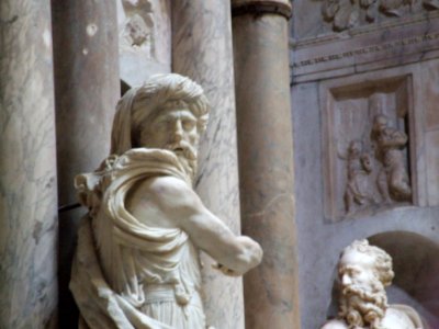 Cathedral San Lorenzo Genova Liguria Italy - Creative Commons by gnuckx