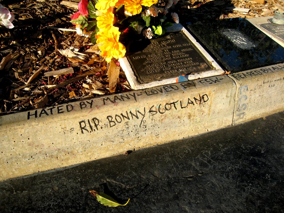 Bon's Resting Place?