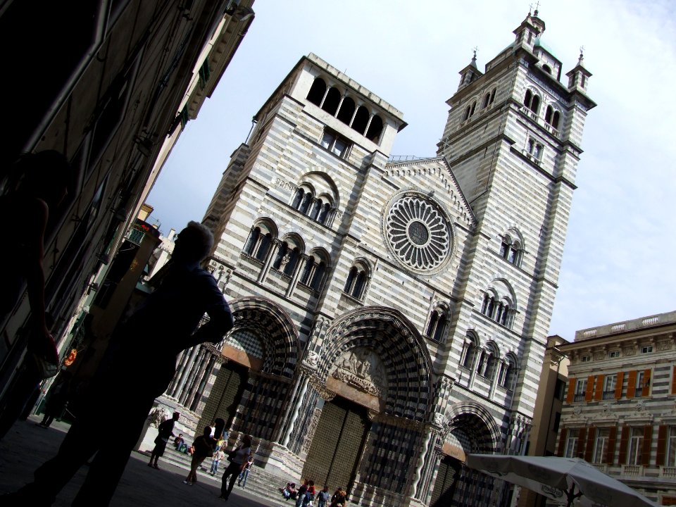 Cathedral San Lorenzo Genova Liguria Italy - Creative Commons by gnuckx