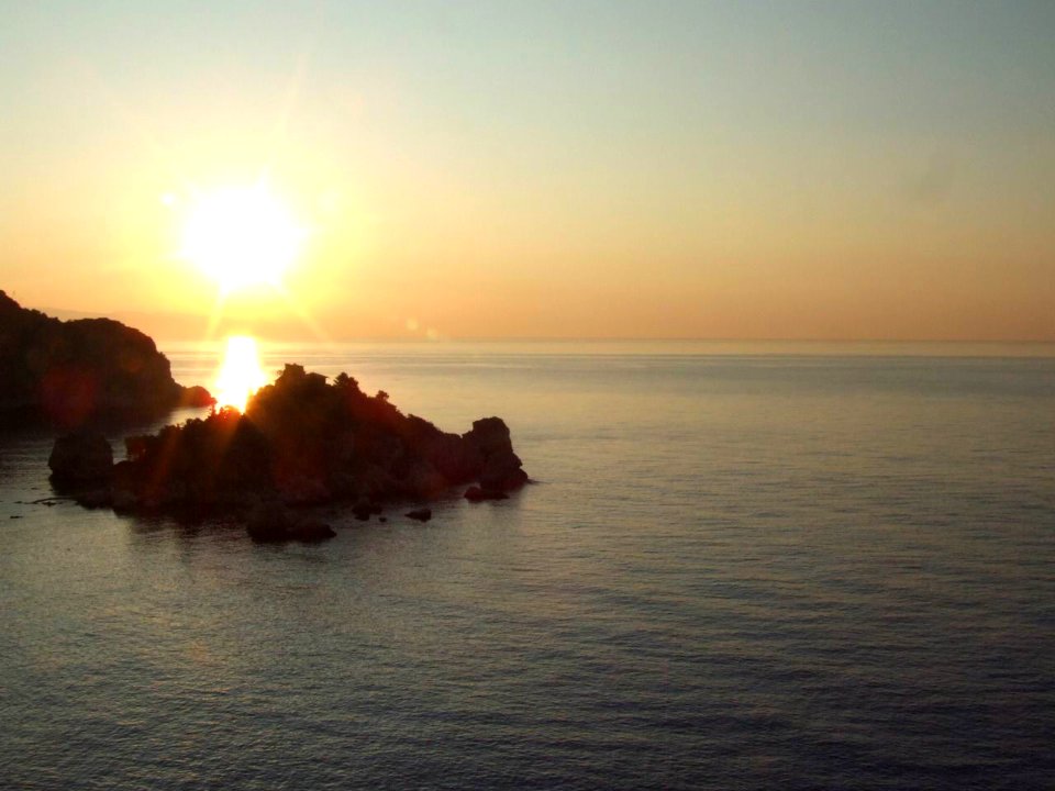 DSCF7959-Dawn Sunset-Isola Bella-Taormina-Sicilia-Italy-gnuckx CC0 HQ