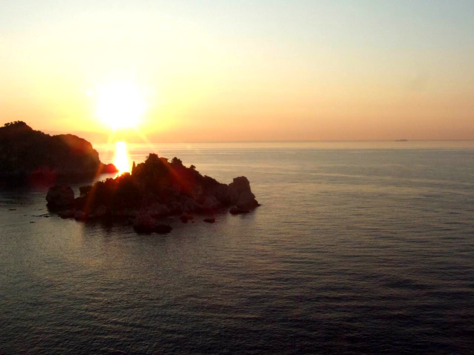 DSCF7893-Dawn Sunset-Isola Bella-Taormina-Sicilia-Italy-gnuckx CC0 HQ