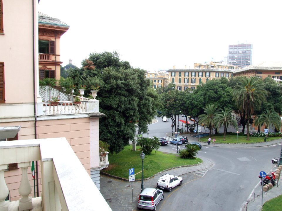 Genova-Liguria-Italy - Creative Commons by gnuckx