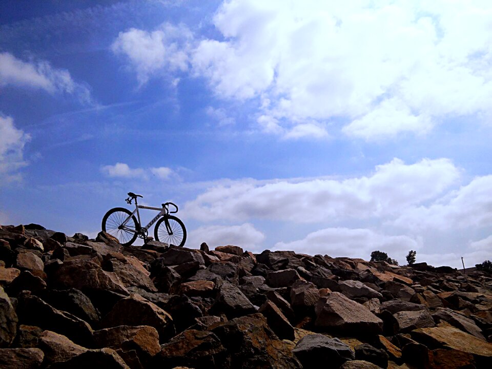 Healthy cycling cycle photo