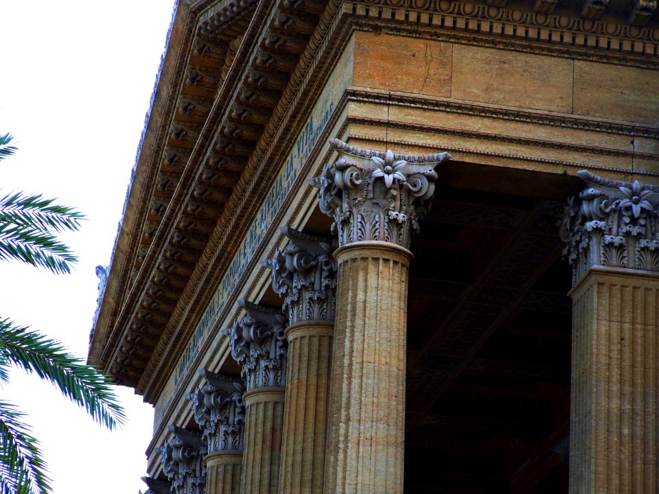 DSCF1937-Palermo-Sicily-Italy-Castielli CC0-HQ