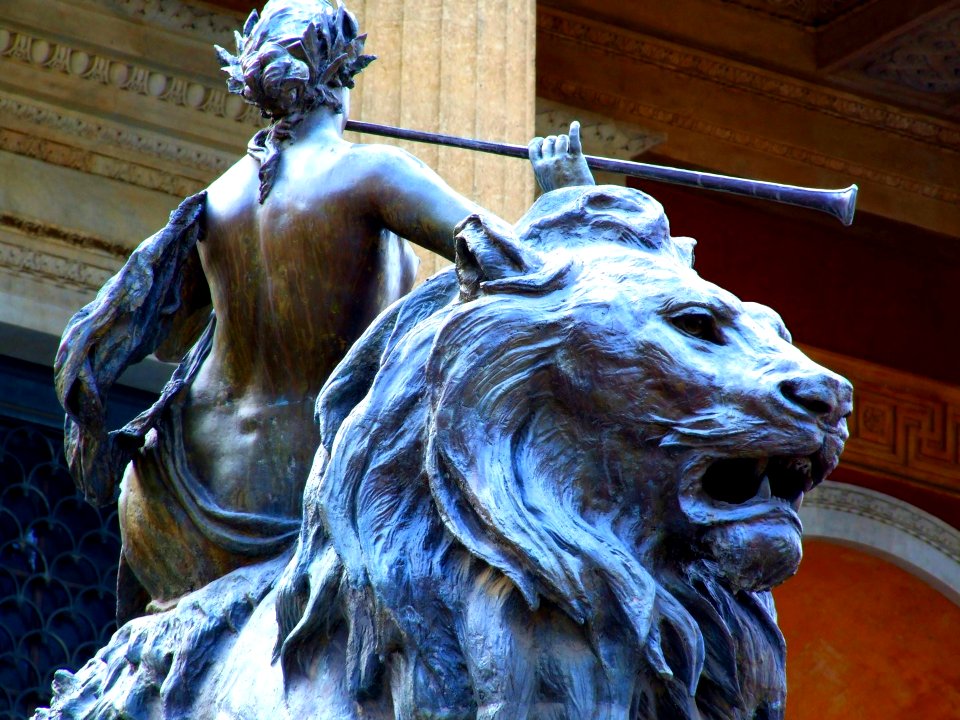 DSCF1978-Palermo-Sicily-Italy-Castielli CC0-HQ