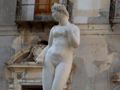 Fontana della Vergogna-Palermo-Sicily-Italy - Creative Commons by gnuckx