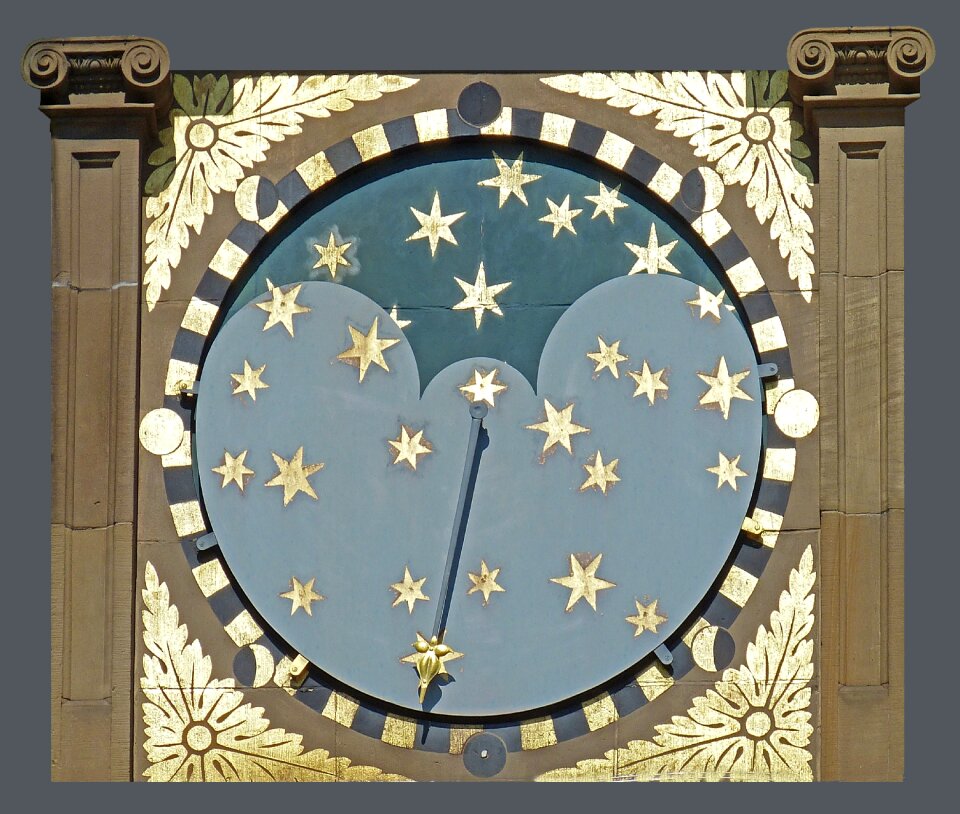 Clock moon phases heilbronn