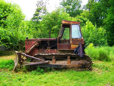 Old crawler s 100 veteran photo