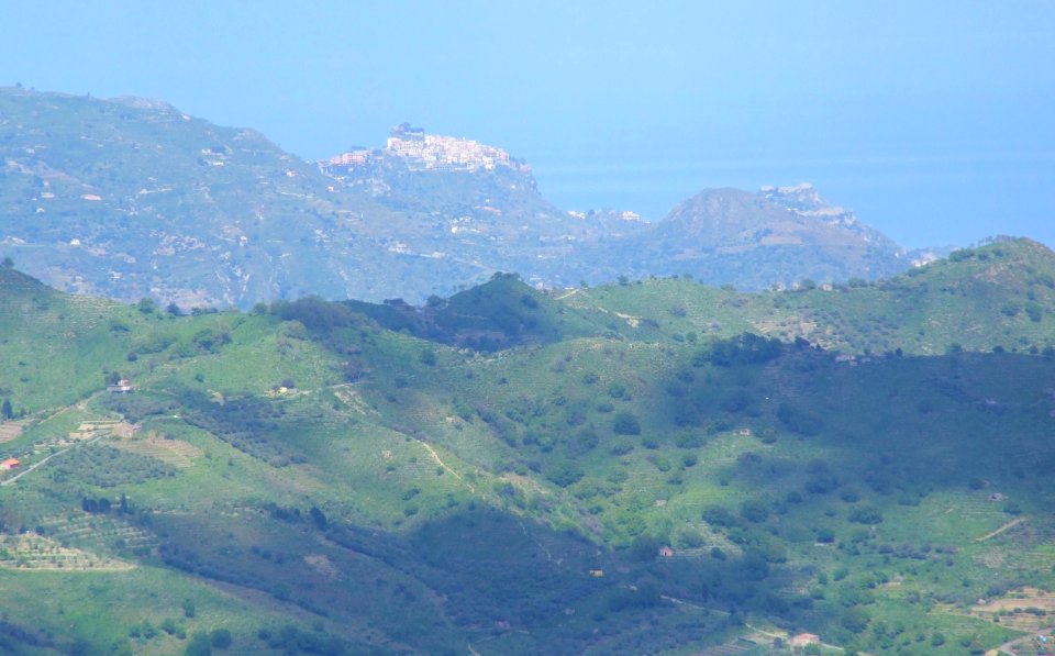 Castelmola-Taormina-Etna-Volcano-Sicily-Italy - Creative Commons by gnuckx