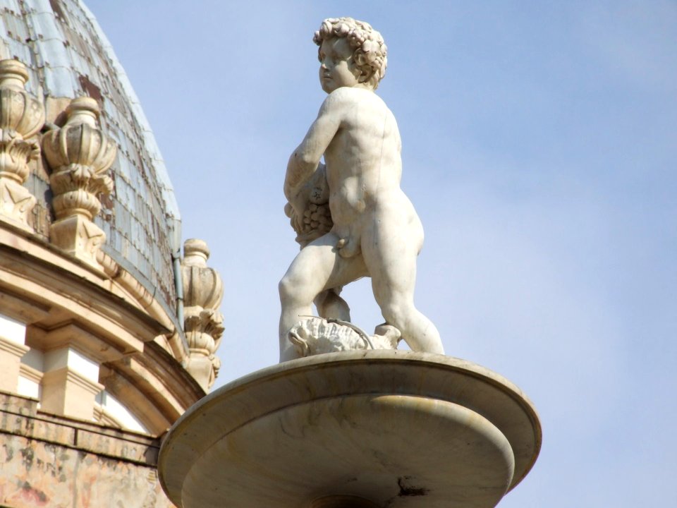 DSCF1447-Fontana della Vergogna-Palermo-Sicily-Italy-Castielli CC0-HQ
